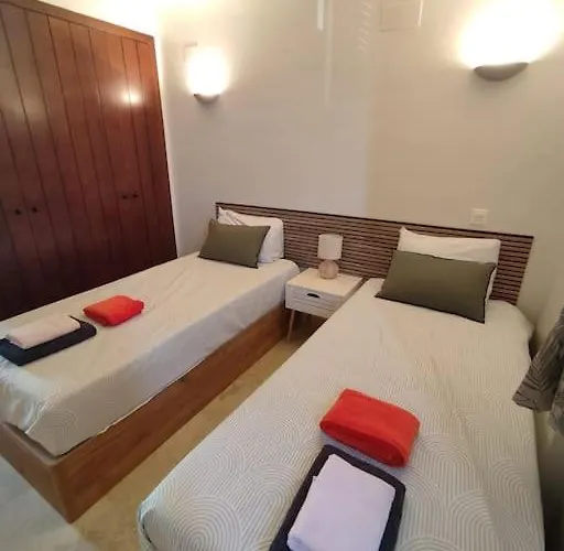 Torre Del Mar דירה *